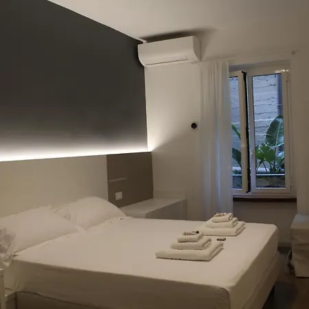 ホテル Augusta カモーリ