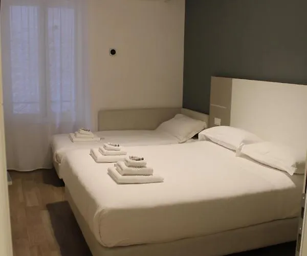 Augusta Hotel